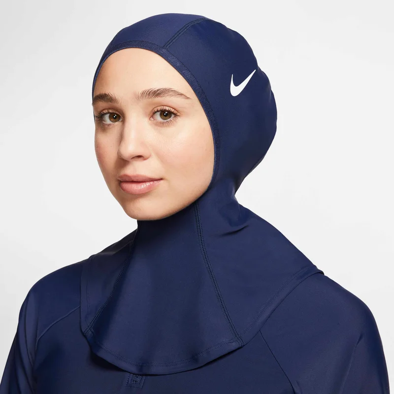 Nike Women's Victory One Swimming Hijab